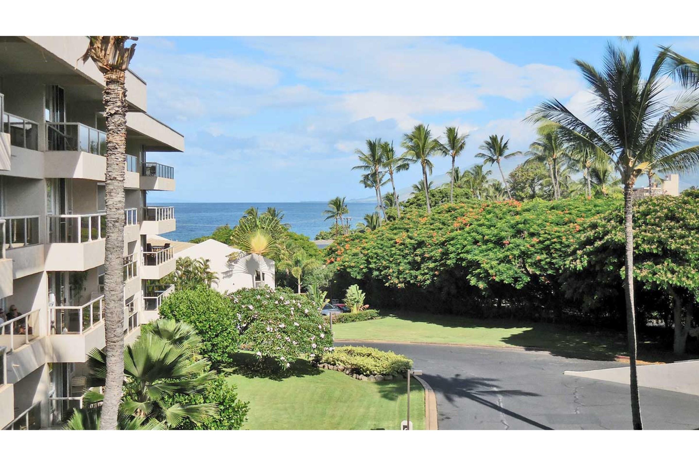 Apart-hotel Aston At The Maui Banyan 3*